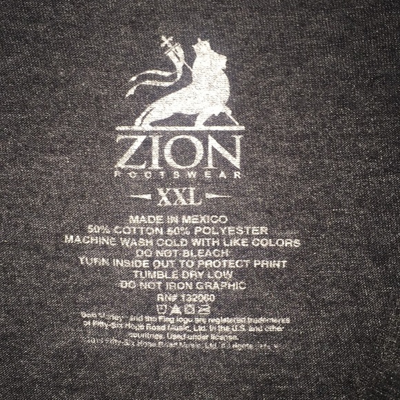 Bob Marley Graphic T-Shirt Playing Soccer Rasta Flag Size XXL - Picture 3 of 3